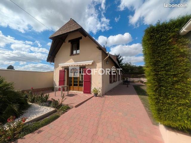 Propriété 6 pièces 200 m²