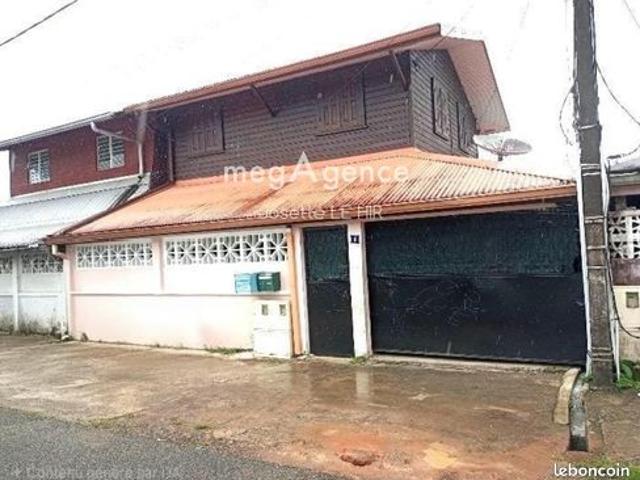 Propriété 6 pièces 200 m²
