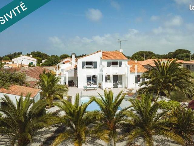 Propriété 6 pièces 200 m²