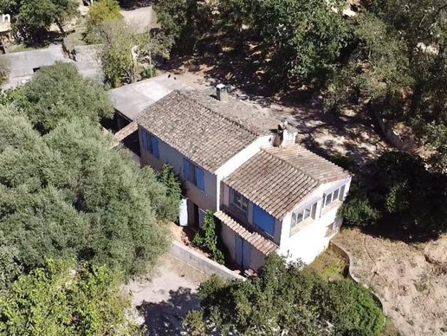 Propriété 6 pièces 200 m²
