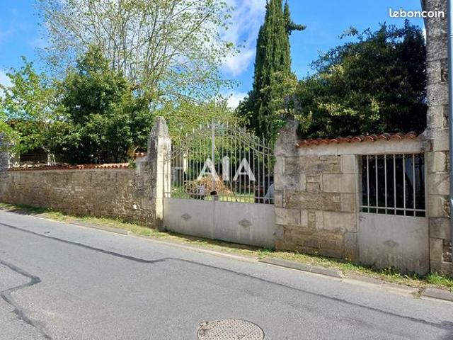 Propriété 6 pièces 200 m²