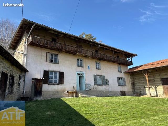 Propriété 6 pièces 200 m²