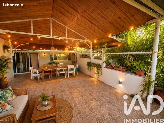 Propriété 6 pièces 200 m²