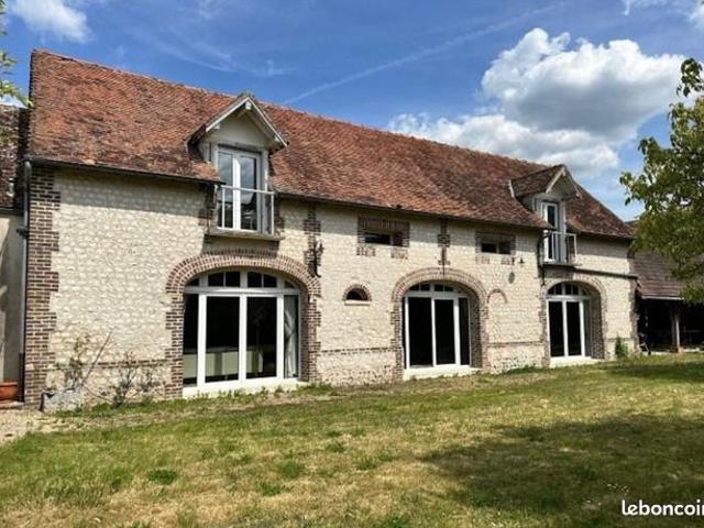 Propriété 6 pièces 200 m²