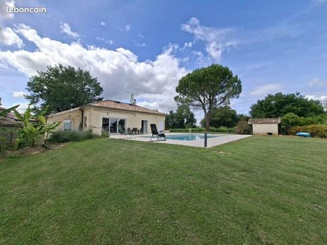 Propriété 6 pièces 200 m²