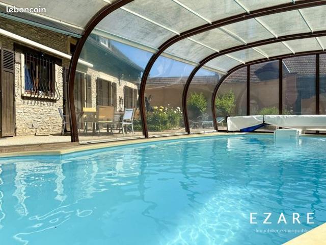 Propriété 6 pièces 202 m²
