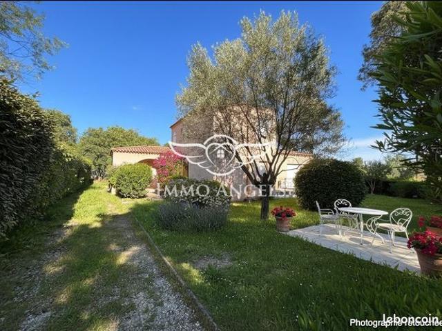 Propriété 6 pièces 202 m²