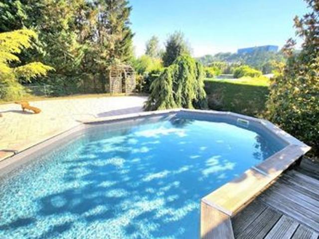 Propriété 6 pièces 203 m²