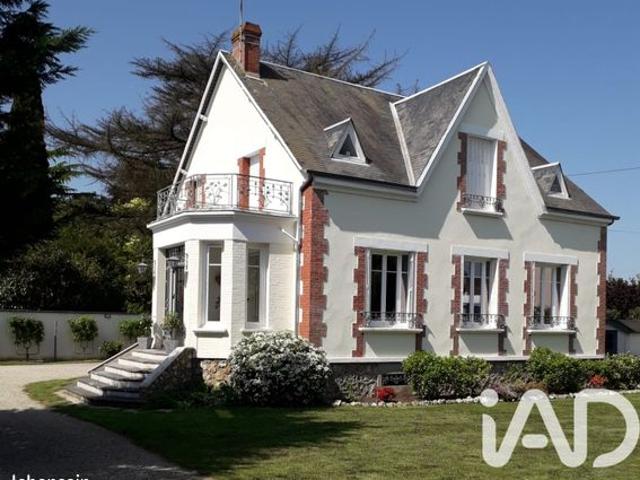 Propriété 6 pièces 203 m²