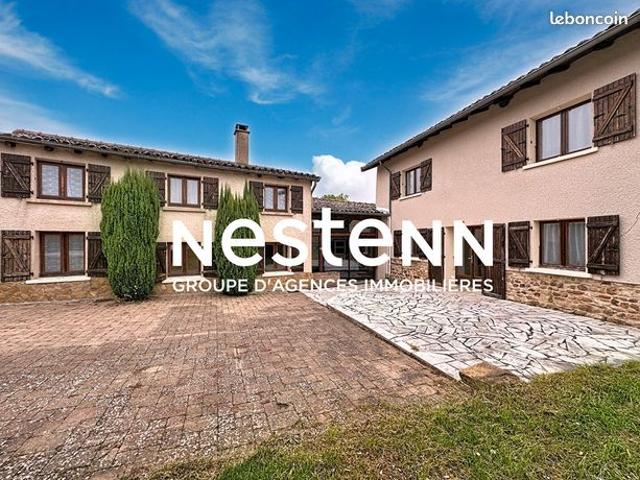 Propriété 6 pièces 215 m²