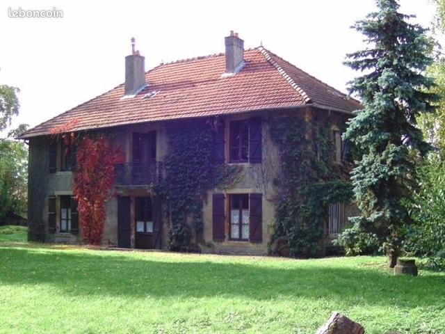 Propriété 6 pièces 218 m²