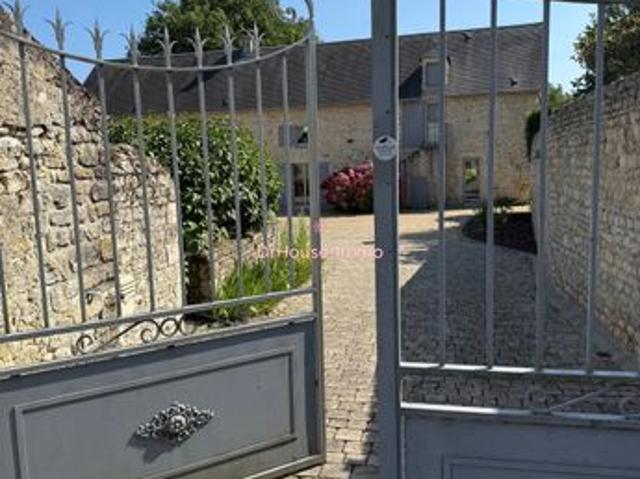Propriété 6 pièces 219 m²