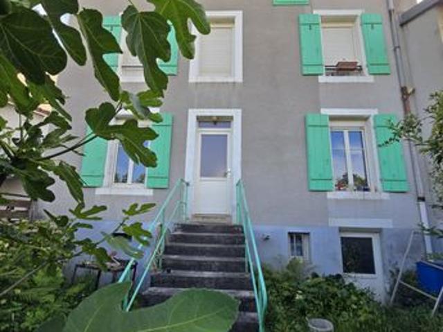 Propriété 6 pièces 210 m²