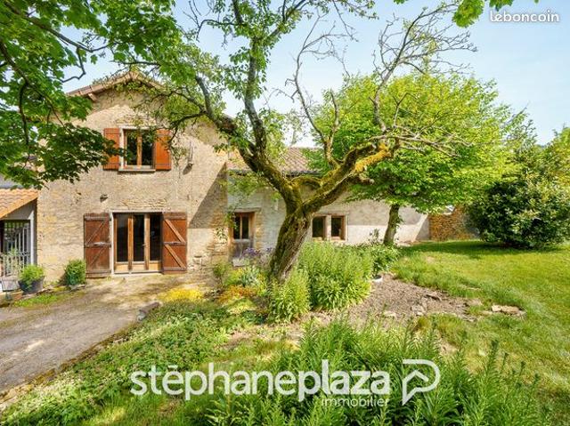Propriété 6 pièces 211 m²