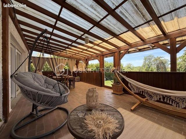 Propriété 6 pièces 212 m²