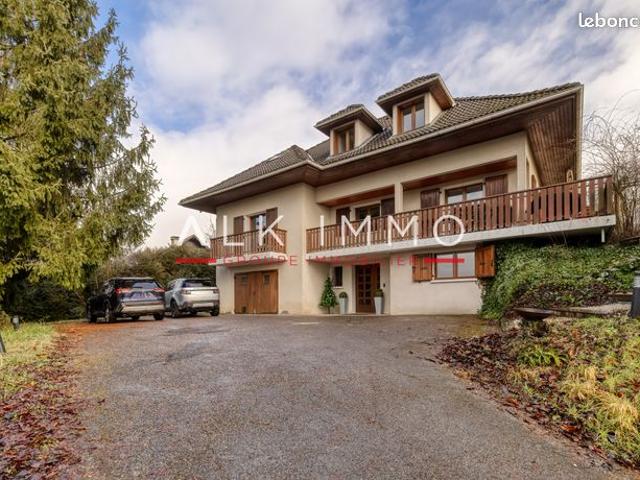 Propriété 6 pièces 212 m²