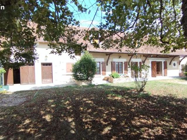 Propriété 6 pièces 213 m²