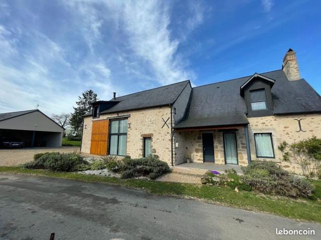 Propriété 6 pièces 213 m²