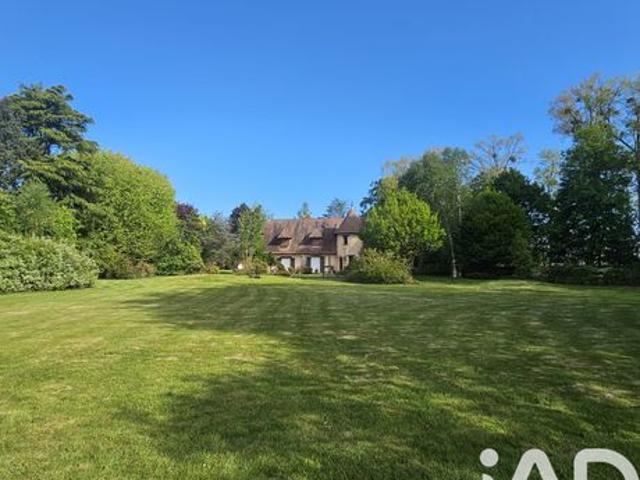 Propriété 6 pièces 224 m²