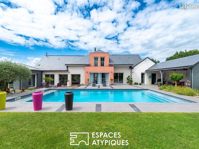 Propriété 6 pièces 225 m²