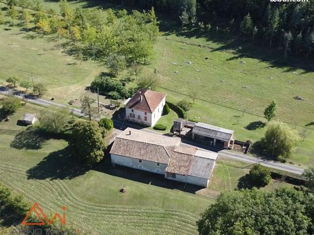 Propriété 6 pièces 225 m²