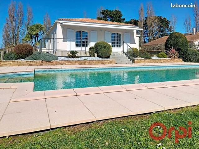 Propriété 6 pièces 227 m²
