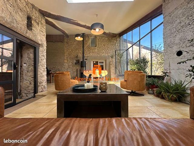 Propriété 6 pièces 227 m²