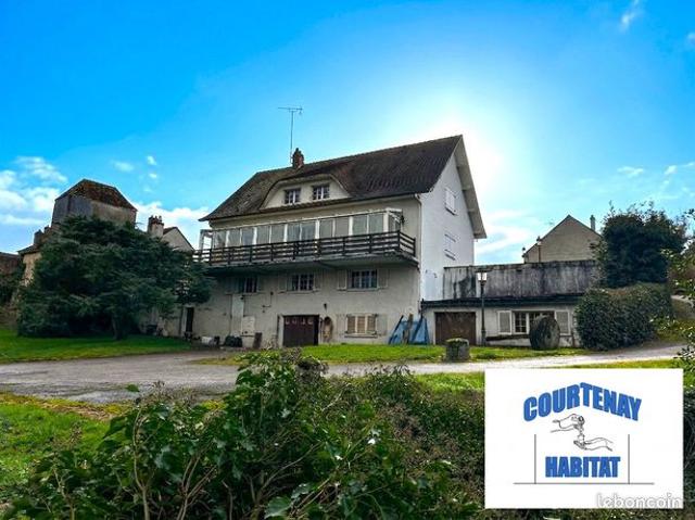 Propriété 6 pièces 227 m²