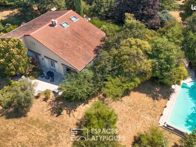 Propriété 6 pièces 229 m²