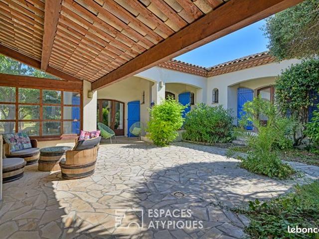 Propriété 6 pièces 220 m²