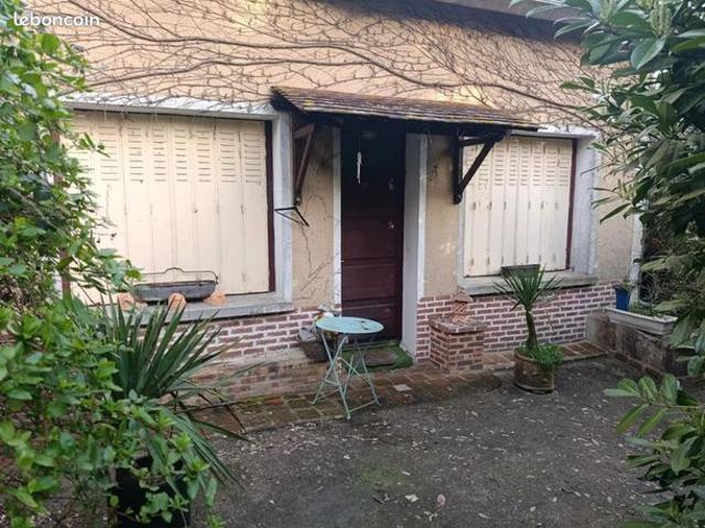 Maison 6 pièces 220 m²