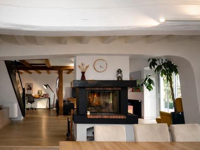 Maison 6 pièces 220 m²