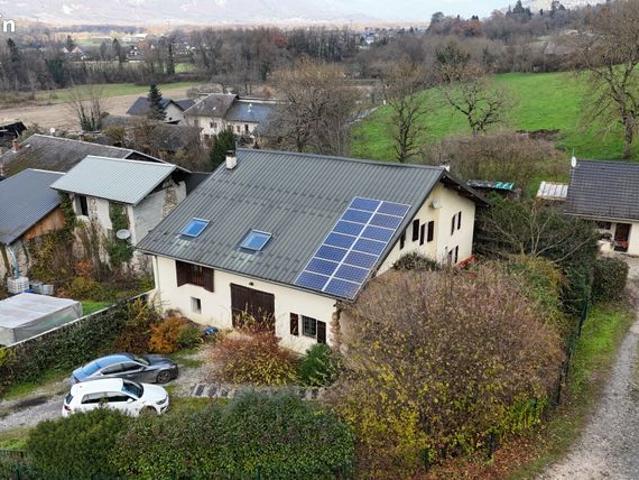 Propriété 6 pièces 221 m²