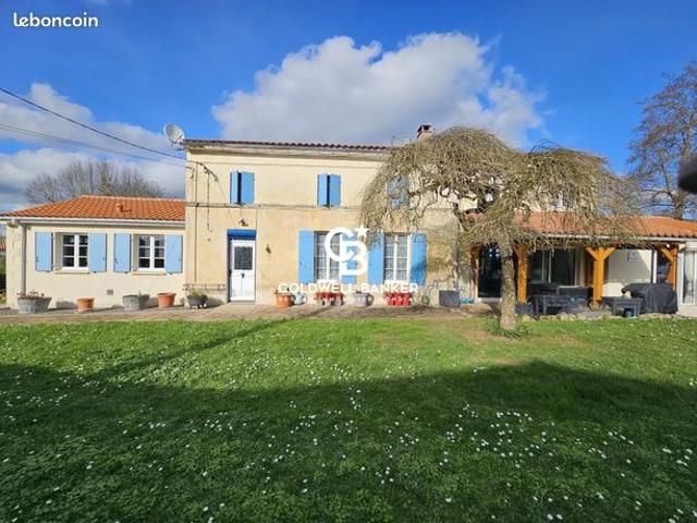 Propriété 6 pièces 222 m²