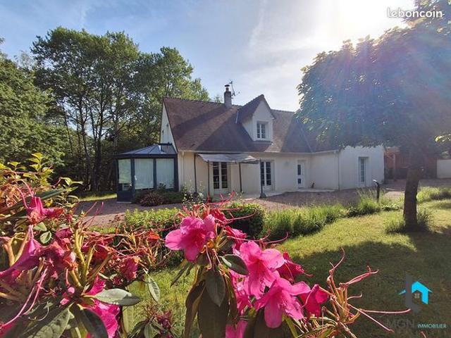 Propriété 6 pièces 235 m²