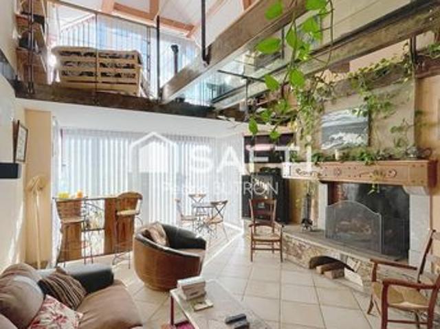 Propriété 6 pièces 239 m²