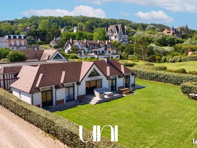 Propriété 6 pièces 230 m²