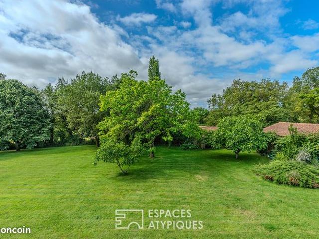 Propriété 6 pièces 231 m²