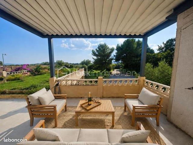Propriété 6 pièces 233 m²