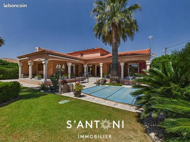 Propriété 6 pièces 245 m²