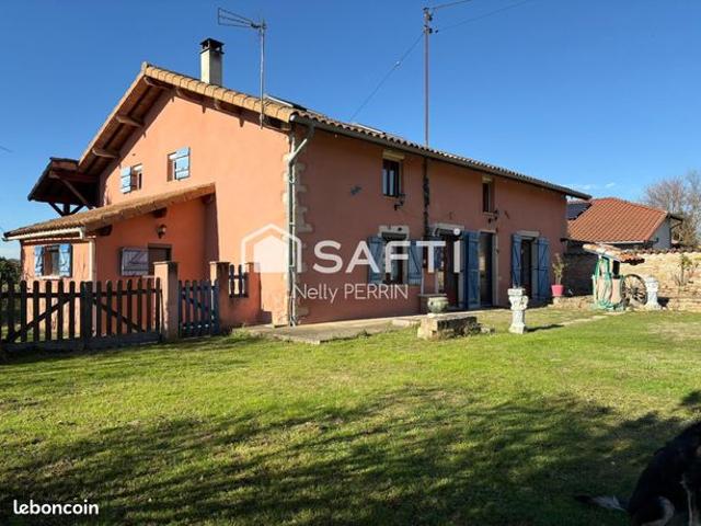 Propriété 6 pièces 248 m²