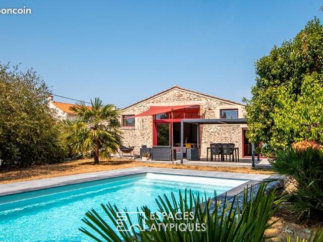 Propriété 6 pièces 248 m²