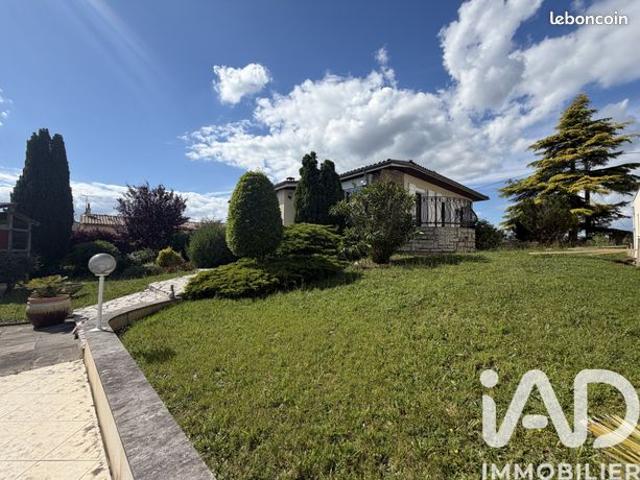 Propriété 6 pièces 240 m²