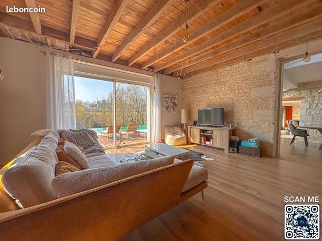 Propriété 6 pièces 240 m²