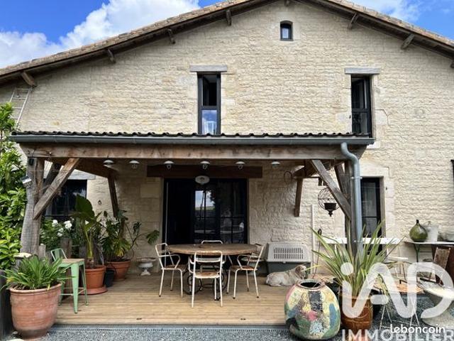 Propriété 6 pièces 240 m²