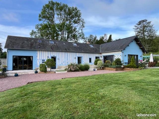 Propriété 6 pièces 240 m²