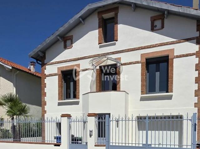 Propriété 6 pièces 240 m²
