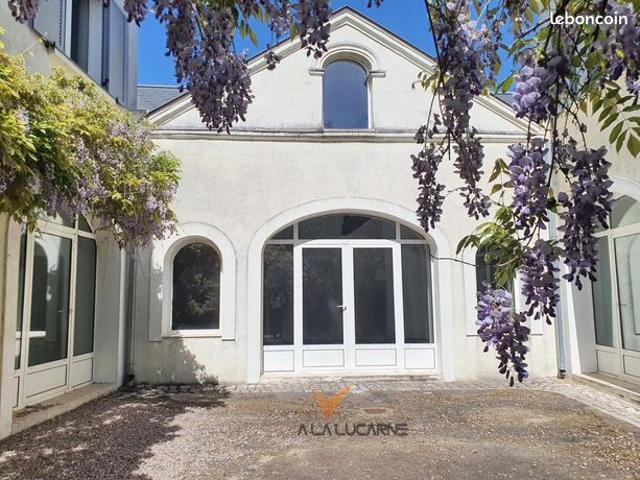 Propriété 6 pièces 256 m²