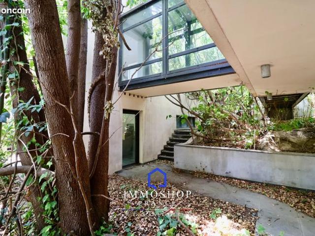 Propriété 6 pièces 250 m²