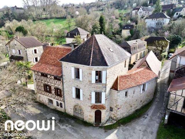 Propriété 6 pièces 250 m²